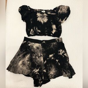 Two piece acid wash set